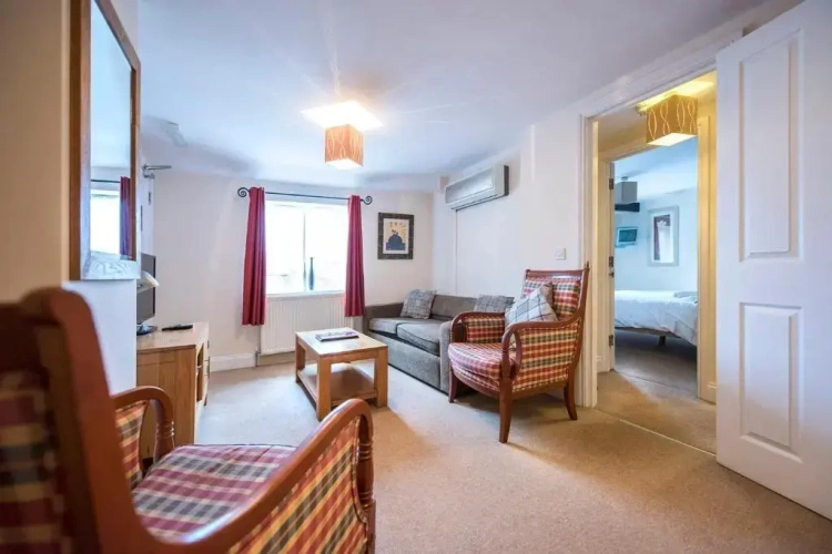 Standard Double Suite