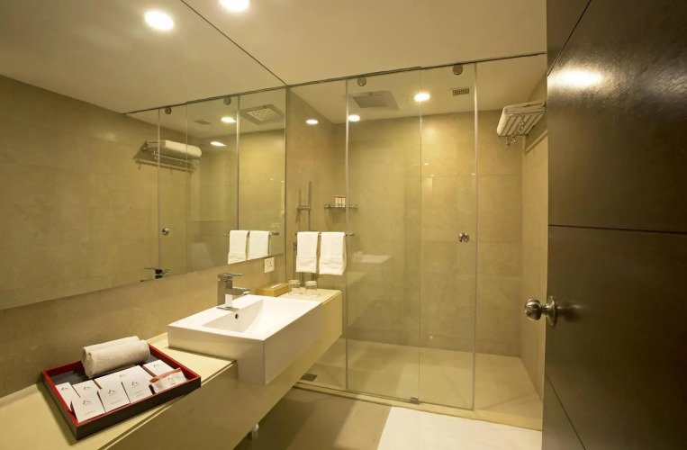 Kings Forth HotelsOver view