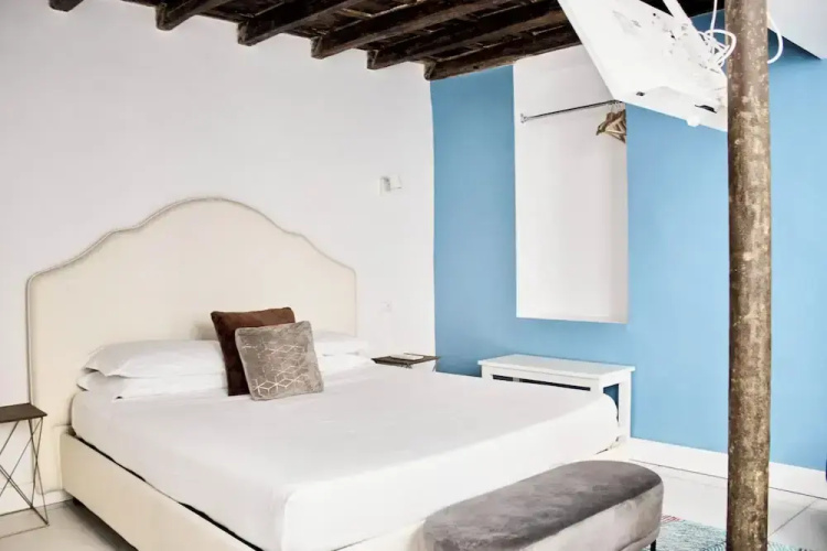 Casa Pietra