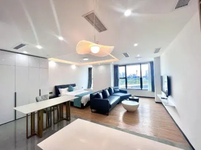 Honor First International Apartment (Poly Skyline)