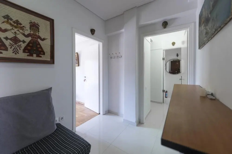 Stylish & cozy apt in Exarchia
