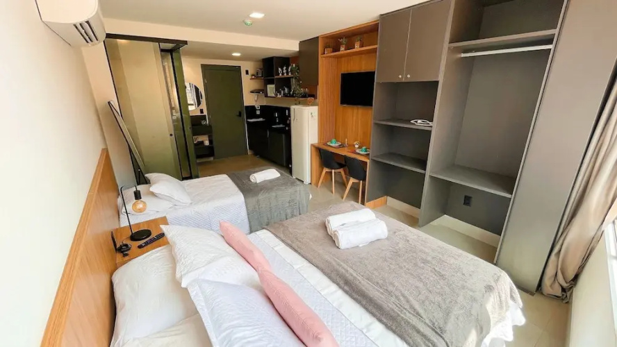 Studios Get Sense - by Living