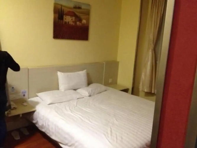 Hanting Hotel Qingdao Train Station West Square