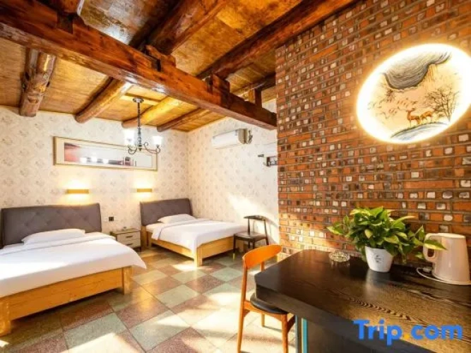 Twin Suite with garden view
