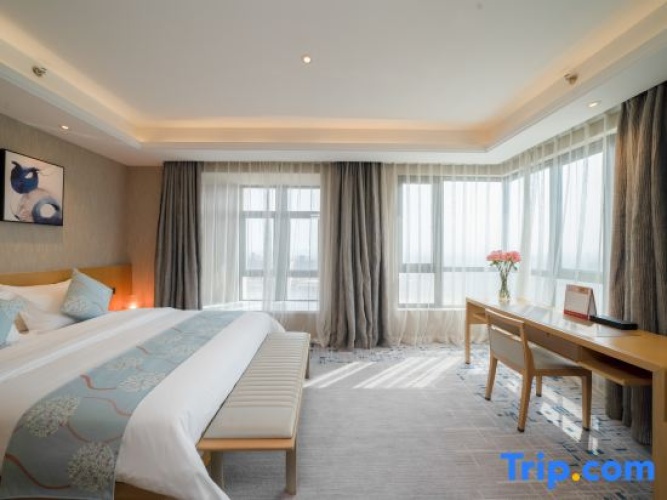 Deluxe Double Suite