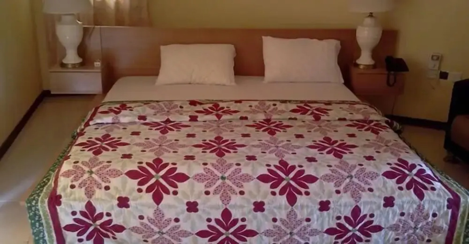 Meridian Drive Hotel