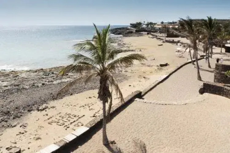 Playa Bastian