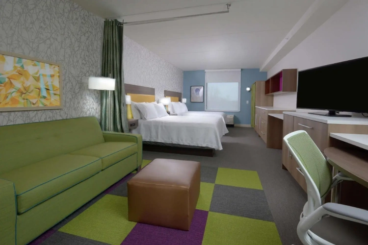 Quadruple Suite