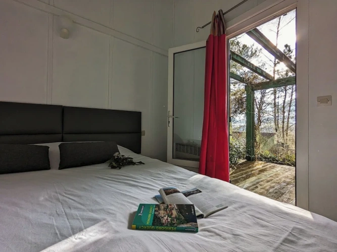 2 Bedrooms Classic Chalet