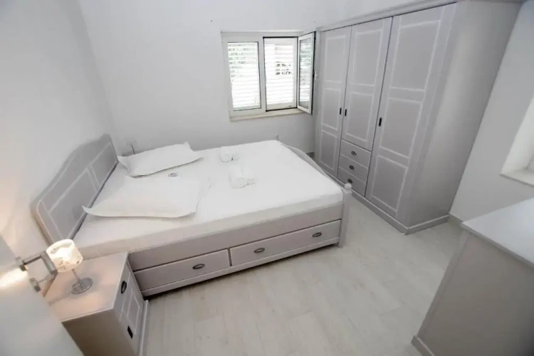 2 Bedrooms Deluxe Apartment