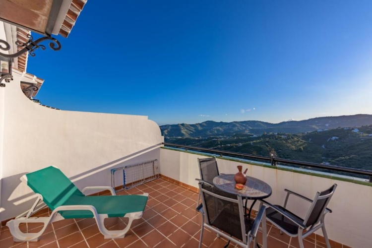 1 Bedroom Deluxe Apartment