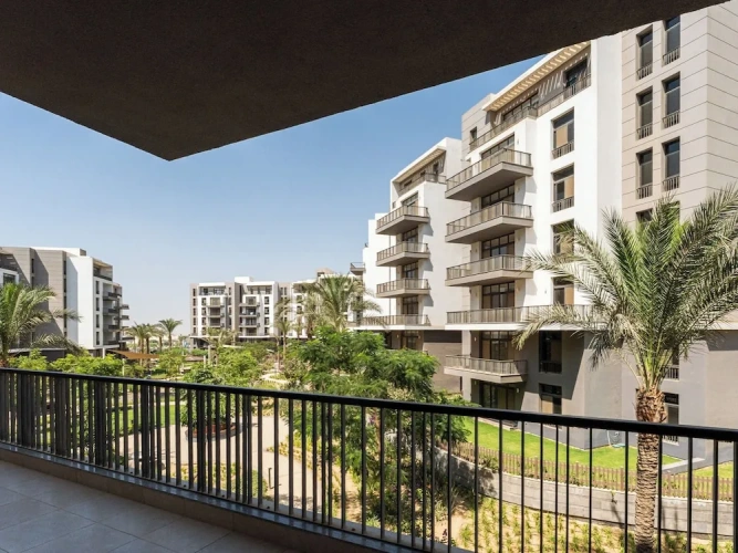 2 Bedrooms Apartment with garden view