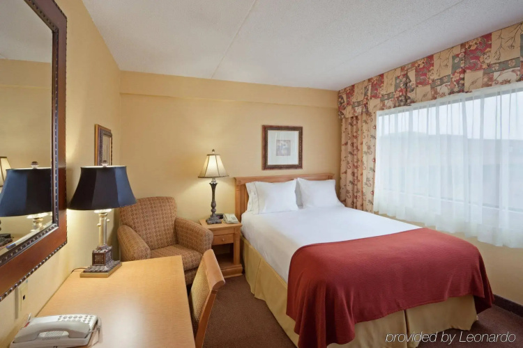 Holiday Inn Express Saint John Harbour Side by IHG