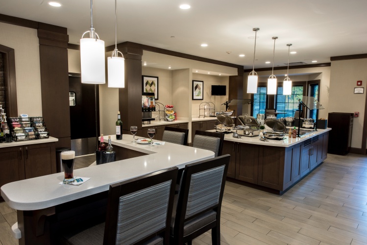 Staybridge Suites Albany Wolf Rd-Colonie Center photo 28