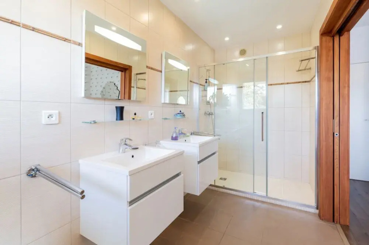 VANEAU splendide appartement d'une chambre dans le centre