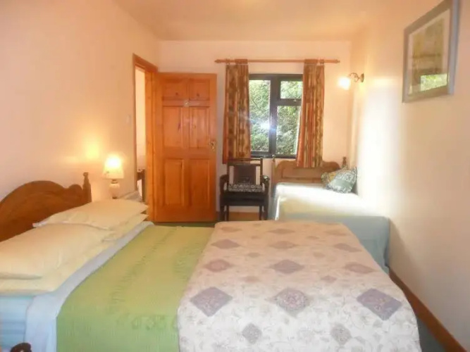 Glen House Room