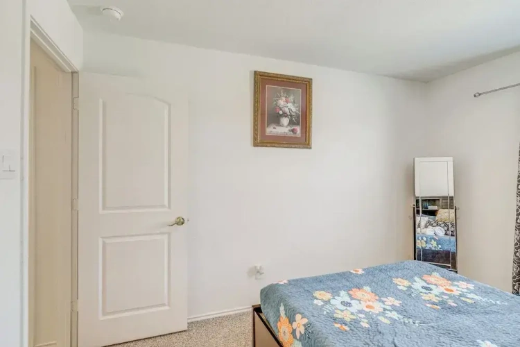 3 Bedrooms Cottage