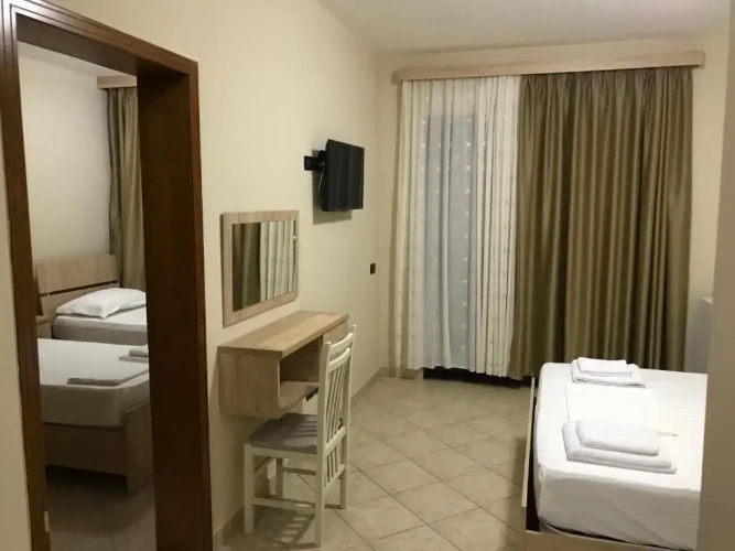 Deluxe Quadruple room