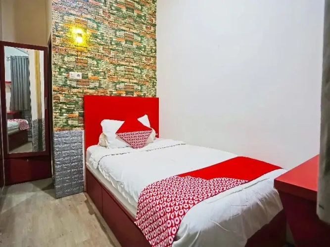 Deluxe Single room