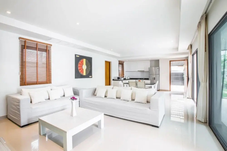Spacious Three-Bedroom Pool Villa In Cherngtalay