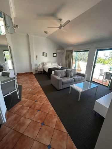 Superior Studio
