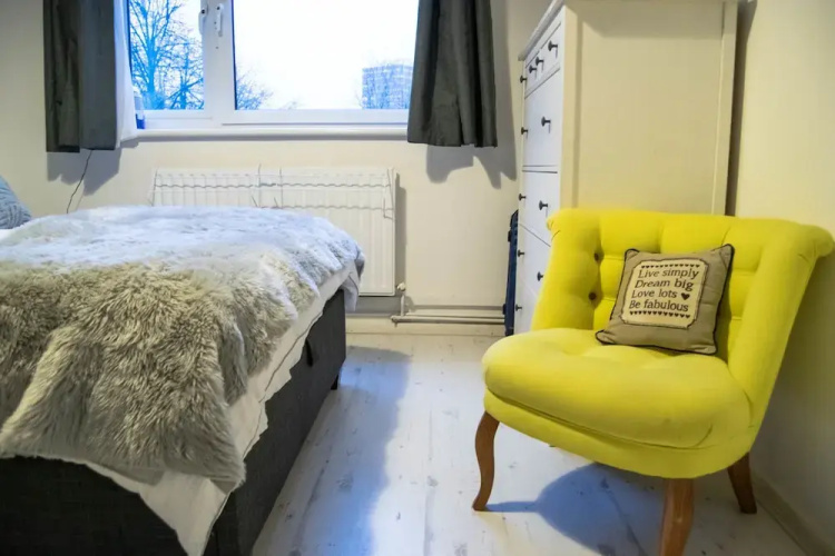 Beautiful Battersea Flat - 4 Guests