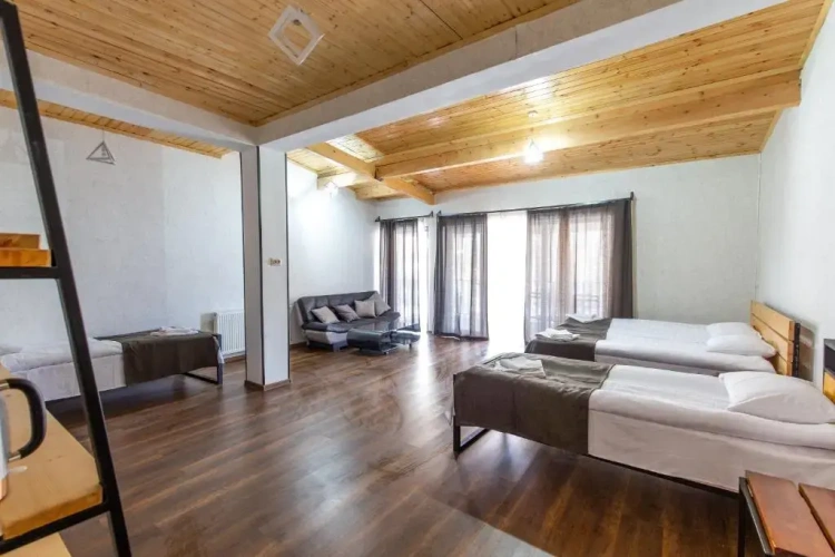 Standard Triple room with balcony