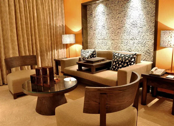Chime Long Hotel