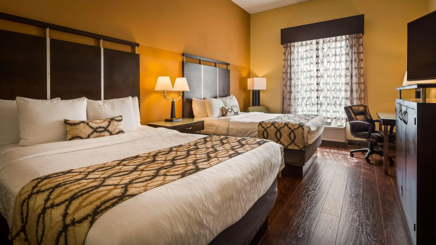 Best Western Plus Bradenton Gateway Hotel