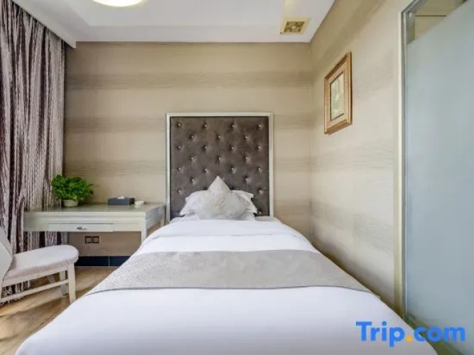 Deluxe Twin Suite