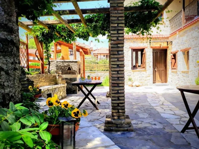 Studio with garden view