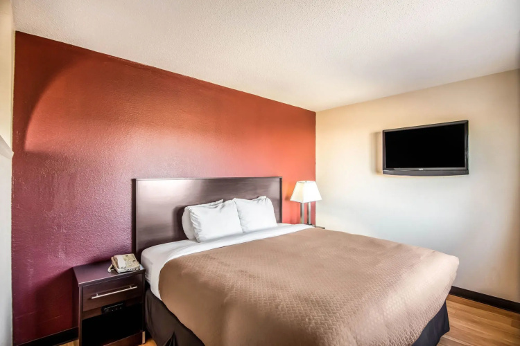 Colby Inn and Suites