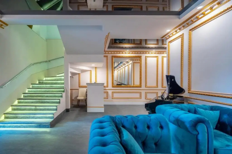 5 Star Apart Hotel