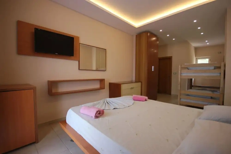 Standard Quadruple Family room