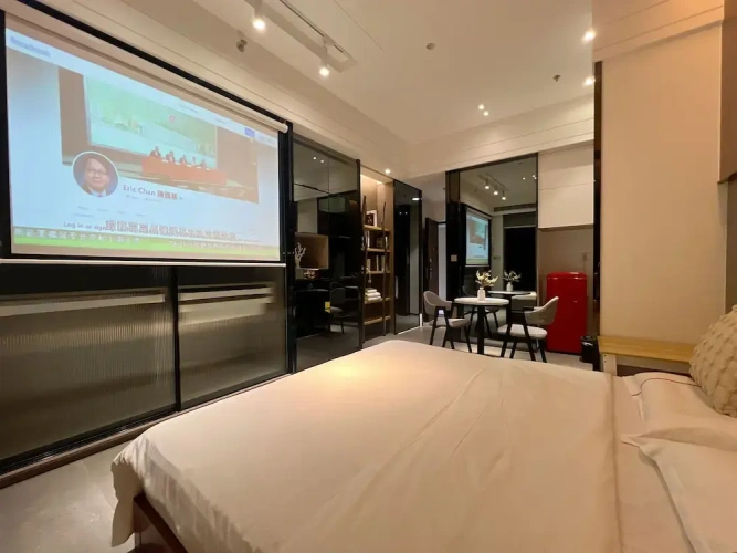 Comfort room
