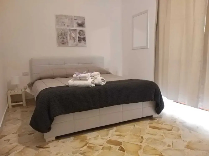 Alexander Rooms