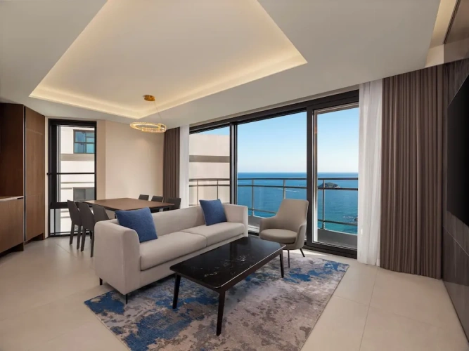 Executive Double Suite with ocean view