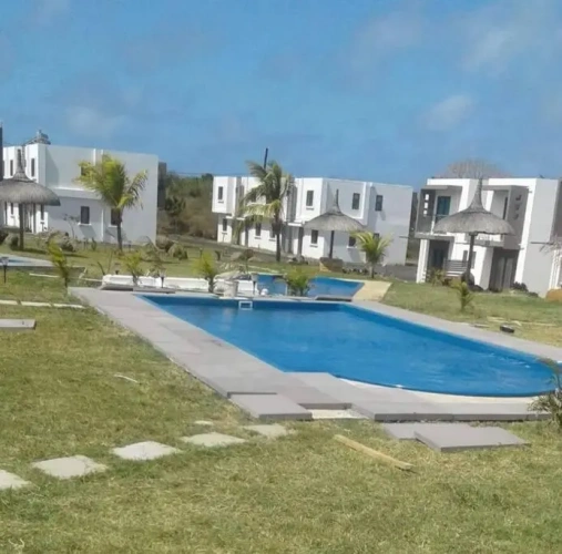 2 Bedrooms Villa