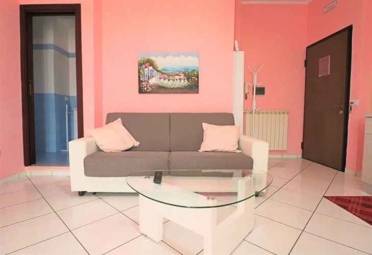 1 Bedroom Apartment with balcony