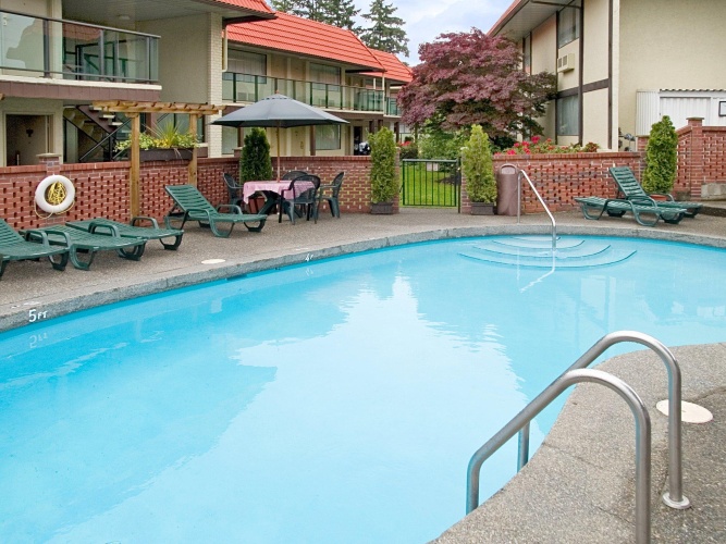 Best Western Plus Burnaby Hotel photo 20