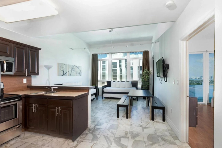 Newpoint Miami Beach Apartments photo 28