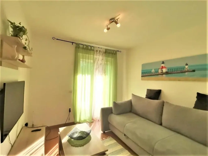 3 Bedrooms Apartment