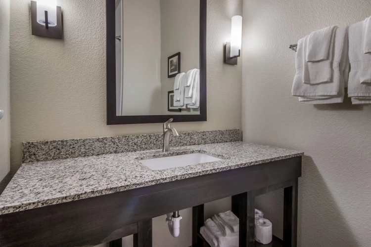 Quadruple Suite
