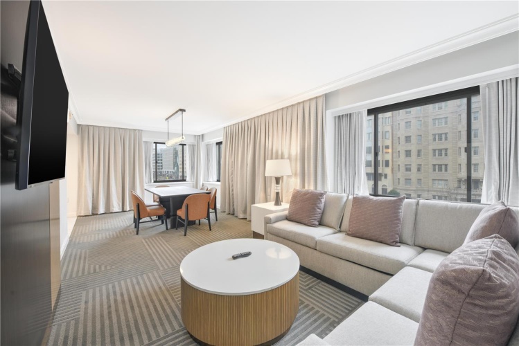 Capital Hilton photo 8
