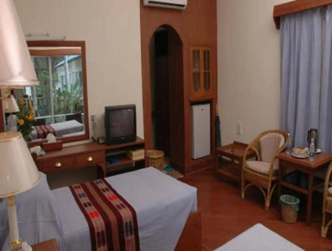 Emerald Land Hotel