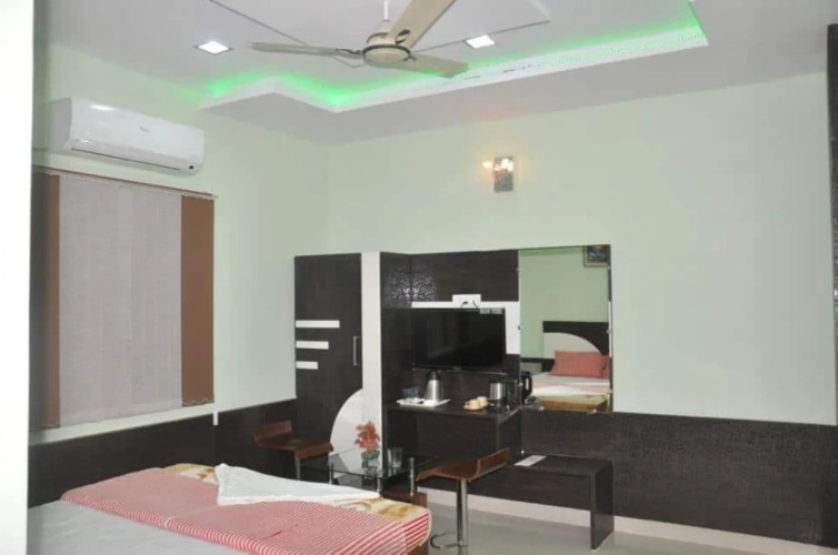 Hotel 180 Degree