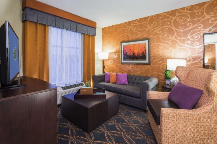 Quadruple Suite