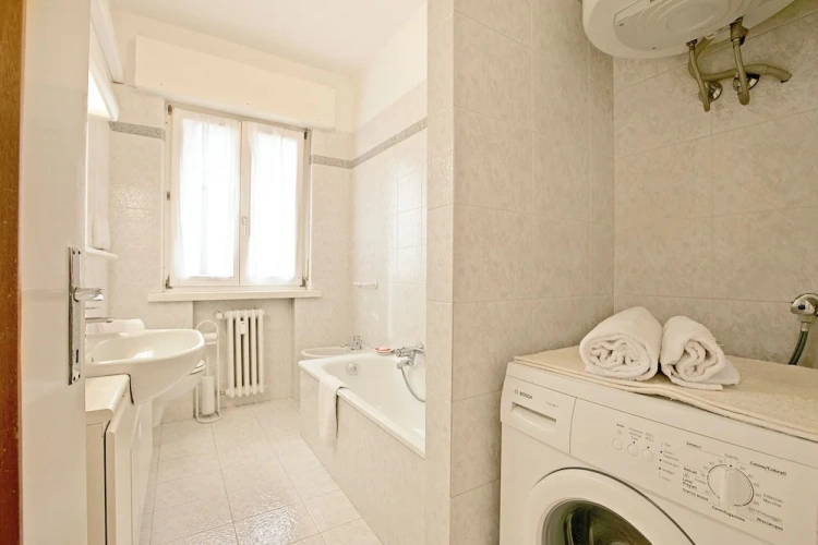 3 Bedrooms Family Apartment