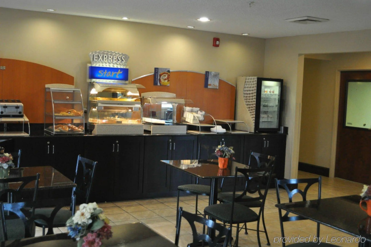 Surestay Plus Hotel By Best Western Roanoke Rapids I 95 photo 29
