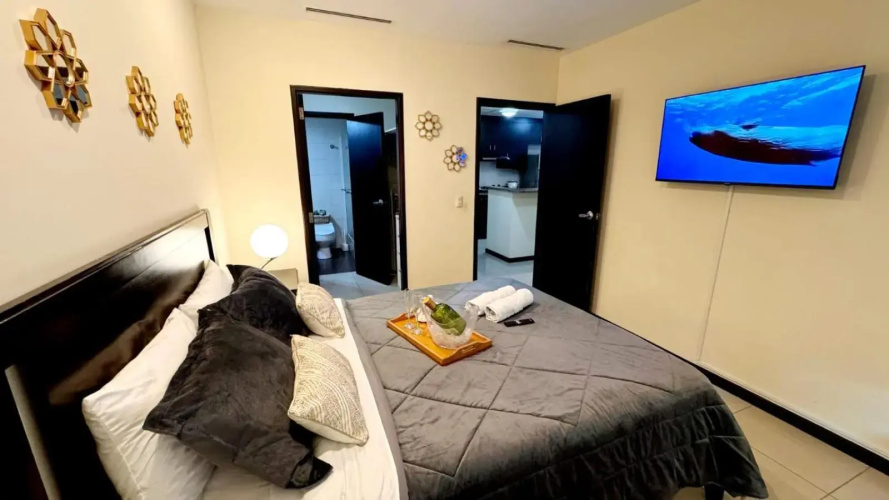 Ecusuites Penthouse Luxury Bellini 15 Santa Ana